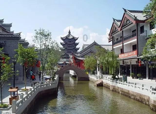 竭诚服务践初心